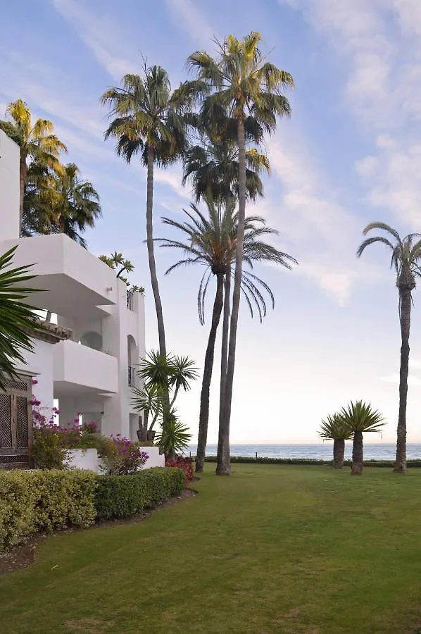 Alcazaba Beach Luxury Apartment02 에스테포나 아파트
