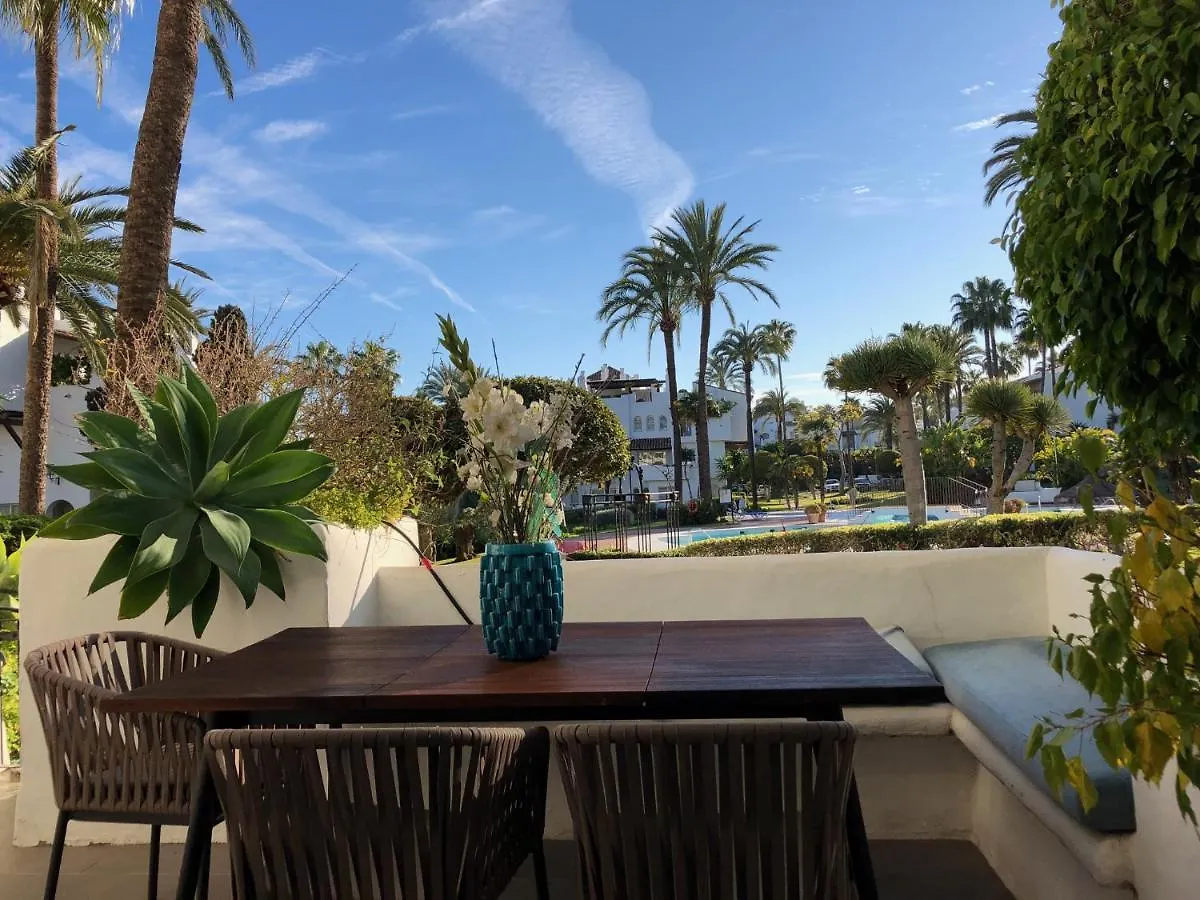 Alcazaba Beach Luxury Apartment02 에스테포나 아파트